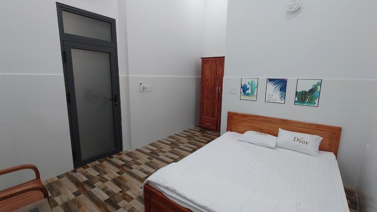 Hotel Nha Nghi Phong Quynh - Dao Phu Quy à Cu Lao Thu Extérieur photo